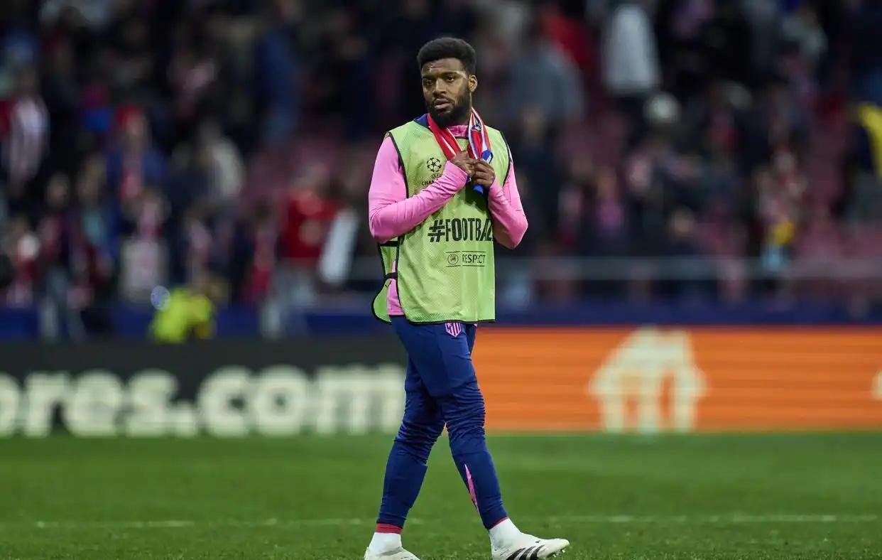 包含转折点马德里竞技队长鼓劲,法甲赛前攻防权衡,更衣室稳定,身体对抗强度拉满的词条 包含转折点马德里竞技队长鼓劲,法甲赛前攻防权衡,更衣室稳定,身体对抗强度拉满的词条