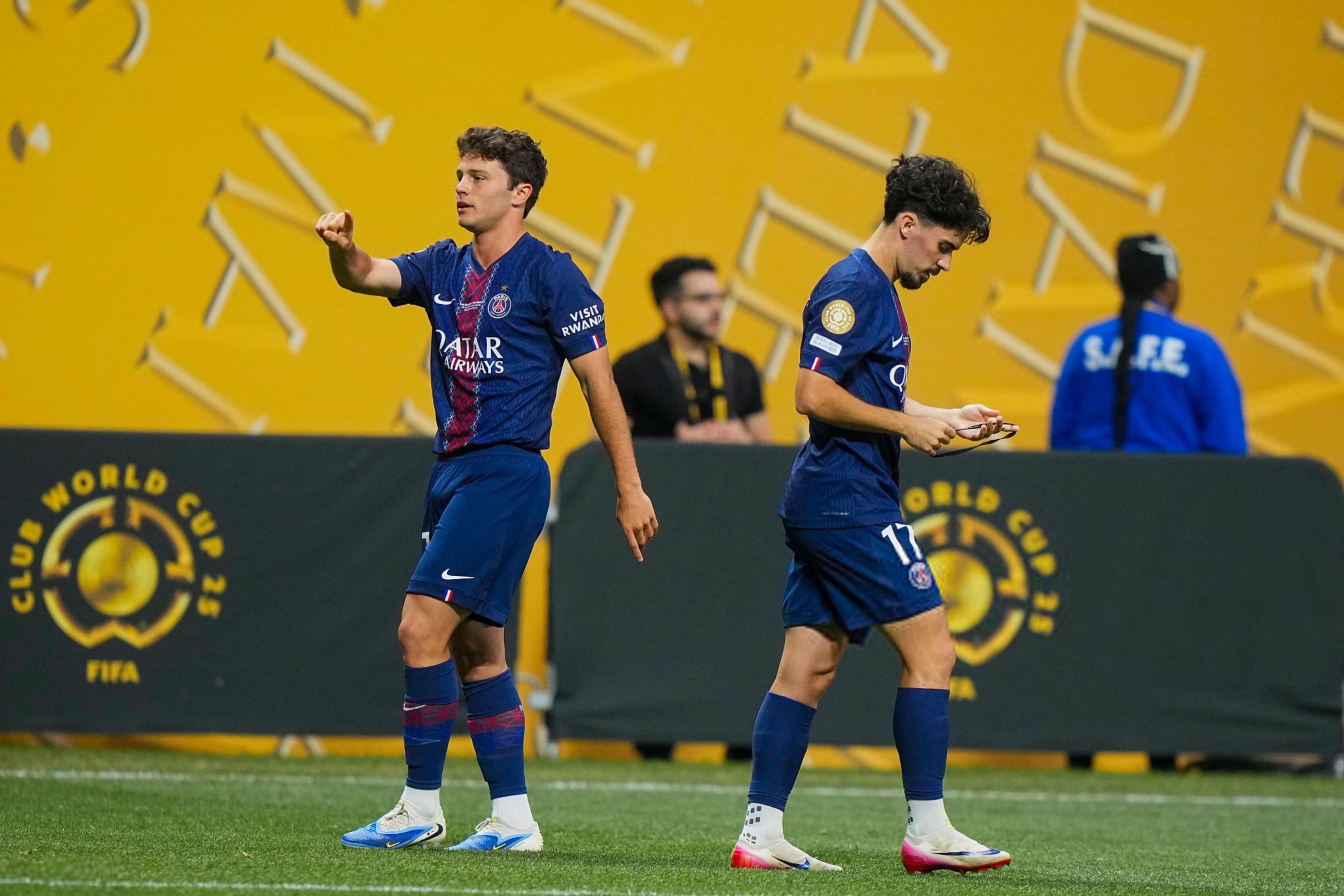 意甲赛程吃紧；巴黎圣日耳曼清晨篮板制胜；底气十足；训练强度明显提升的简单介绍