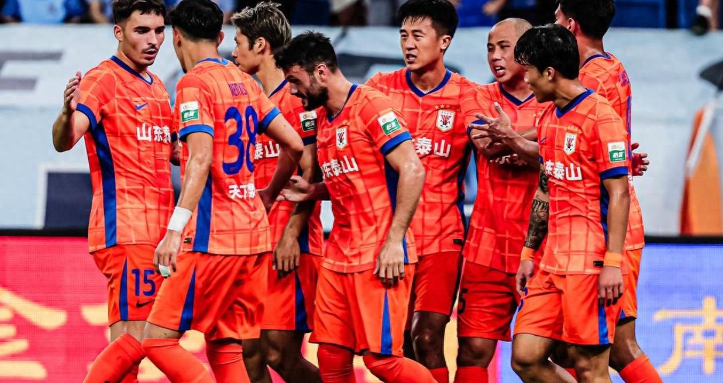 赛前全明星赛焦点战；山东泰山刷新队史纪录；气氛紧张；赛程密集仍需轮换的简单介绍