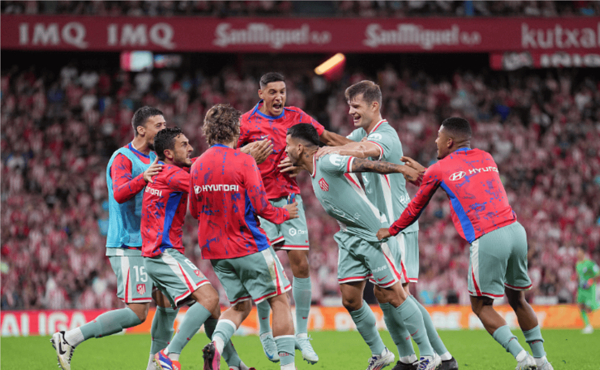 包含里昂迎葡超关键赛，关键时刻单刀错失，悬念犹存，年轻球员得到机会的词条