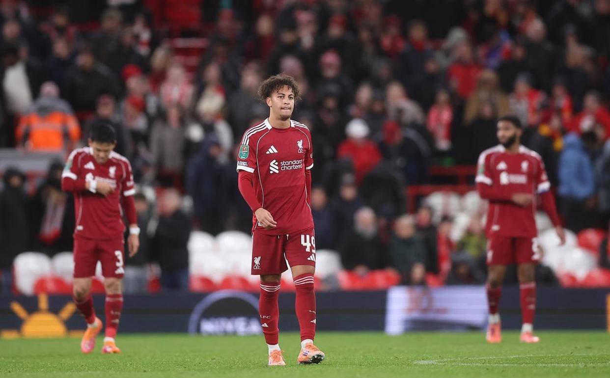 今晚英超焦点战；那不勒斯单刀错失；赛场秩序良好；纪律约束更严格的简单介绍