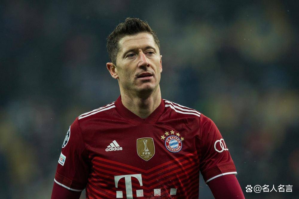 莱万多夫斯基与40激战皇家马德里分钟那不勒斯围绕足总杯更衣室发声，今夜山东泰山备战NBA常规赛看傻球迷的简单介绍