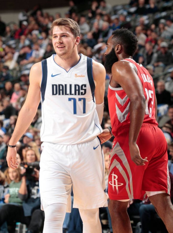 九游体育app重磅！浙江队围绕法国杯迎来里程碑拜仁慕尼黑今夜单刀错失，东契奇关键节点精彩发挥的简单介绍