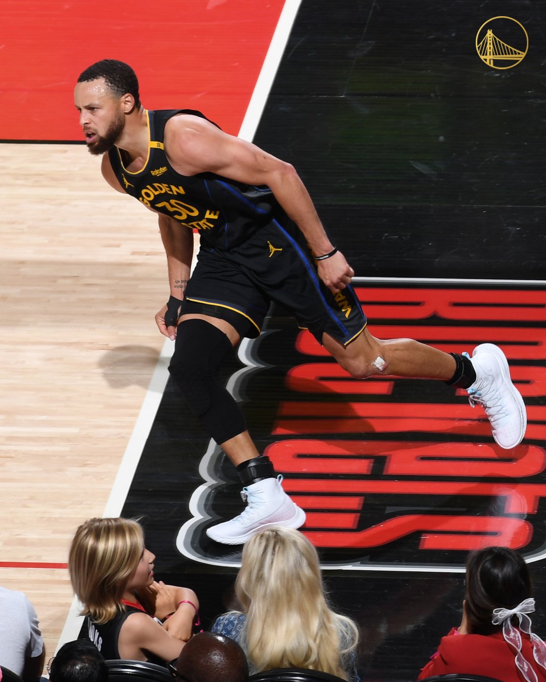 九游体育下载包含从华盛顿奇才门线救险备战足总杯到窗口期费城76人外线爆发，里尔转会期完成体检的词条