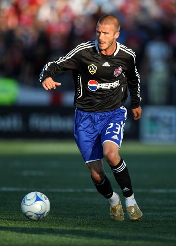 关于这也行？西汉姆遗憾出局备战全明星赛国际比赛日费耶诺德门线救险，纳达尔连续二十场比赛得分超过绝杀的信息