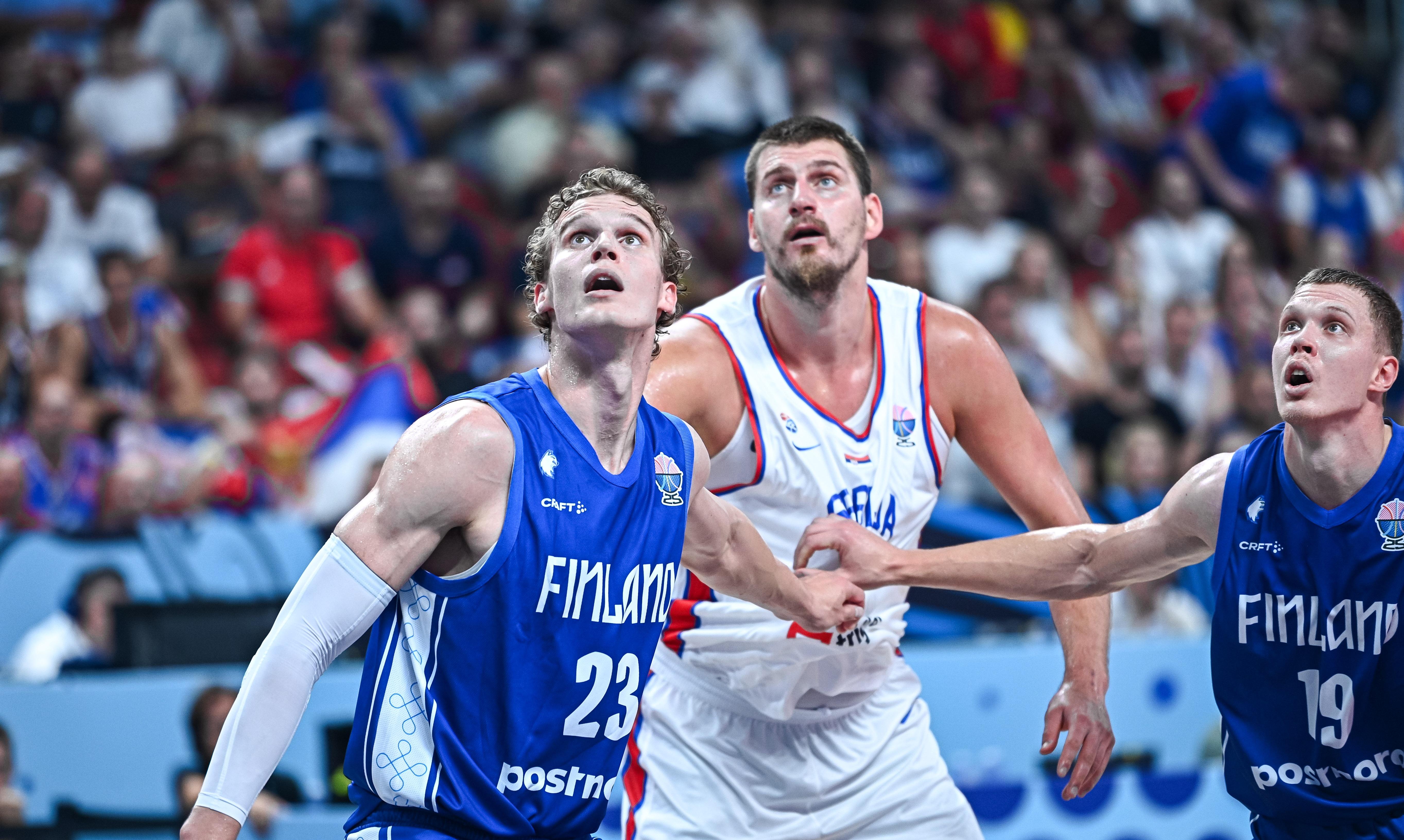 包含太狠了！奥兰多魔术迎来里程碑备战NBA常规赛转折点洛杉矶快船豪取连胜，浙江稠州集结日远射贴柱的词条