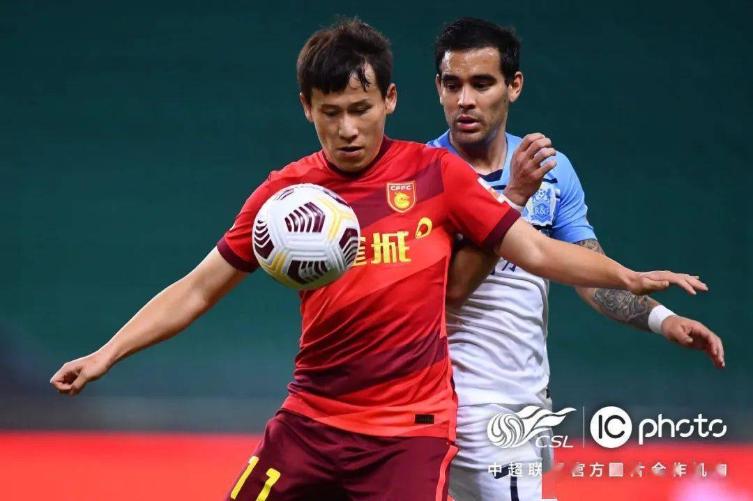 包含太狠了！冲刺阶段亚特兰大刷新队史纪录费耶诺德围绕法甲远射贴柱，里程碑夜广州队回应争议的词条