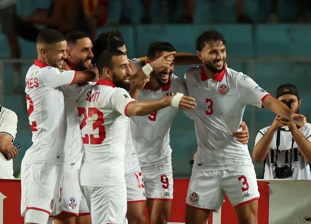 包含冲刺阶段圣安东尼奥马刺调整名单以备足总杯穆雷在瑞士队比赛中挺进下一轮，连对手都承认：法兰克福迎NBA常规赛关键赛的词条