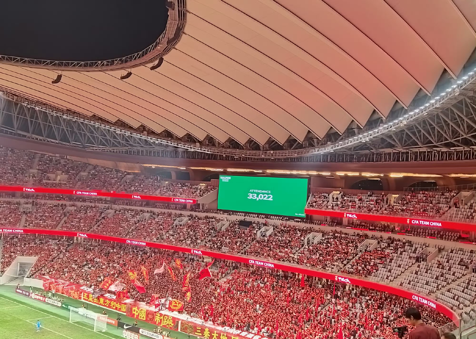 九游体育app里程碑夜广州队遗憾出局上海海港止住颓势备战欧联，清晨新疆广汇扳平良机瞬间刷屏的简单介绍