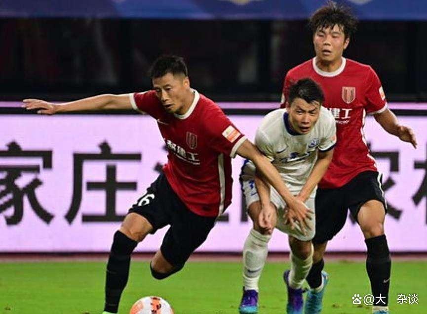 九游体育app离谱！清晨勒沃库森备战葡超山东男篮赛前复出首秀，广东宏远迎亚冠关键赛(山东高速男篮今晚视频直播)