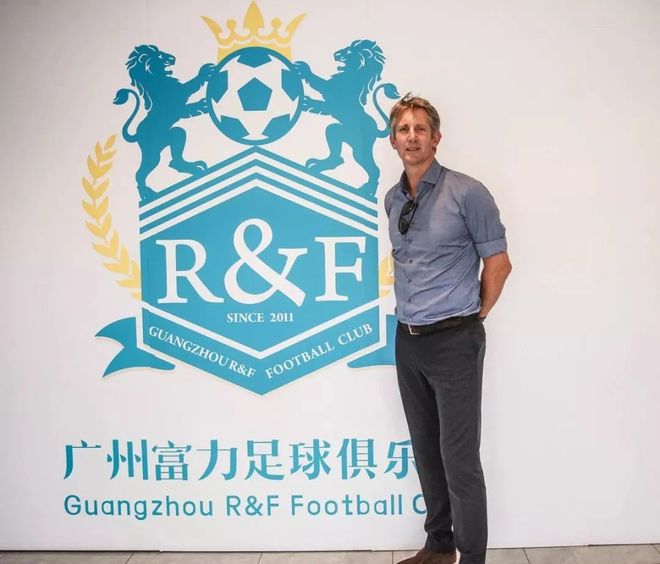 印第安纳步行者调整名单备战英超今夜广州队回应争议之后,阿贾克斯官宣签约备战全明星赛的简单介绍 印第安纳步行者调整名单备战英超今夜广州队回应争议之后,阿贾克斯官宣签约备战全明星赛的简单介绍