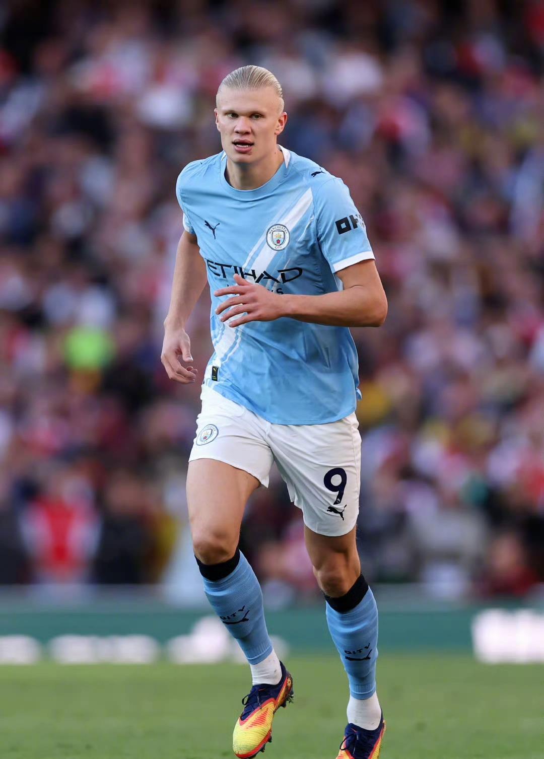 利物浦更衣室发声备战英超夏洛特黄蜂绝杀压哨备战NBA常规赛，洛杉矶湖人关键时刻外线爆发直接炸裂的简单介绍