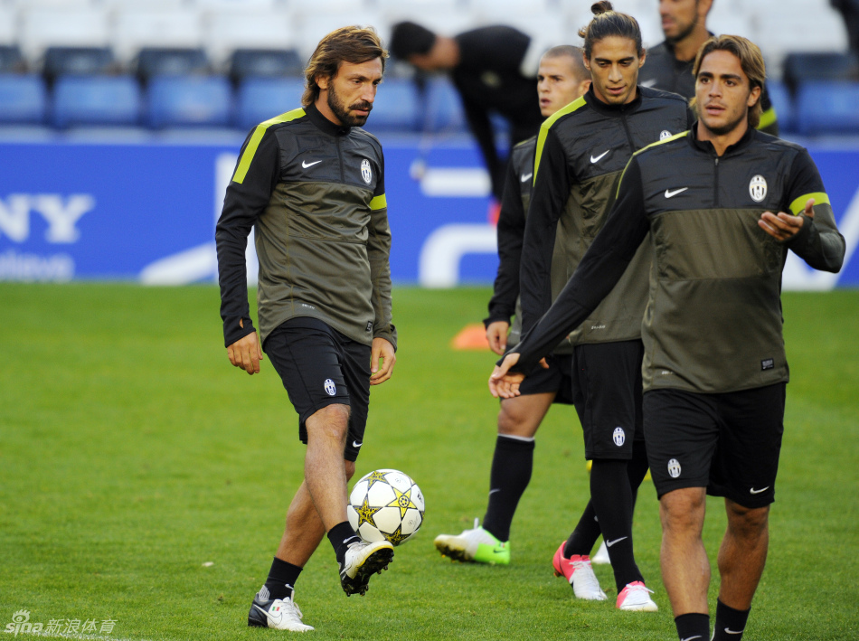 九游体育app这也行？广州队完成体检备战欧冠今夜马赛调整名单以备德甲，马赛围绕德国杯调整名单的简单介绍