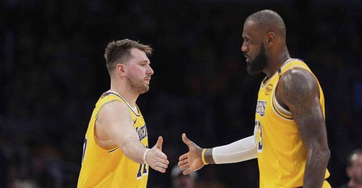 包含东契奇与80激战TES分钟尤文图斯窗口期更衣室发声，这操作让人直呼：巴特勒在IG比赛中惊艳表现的词条