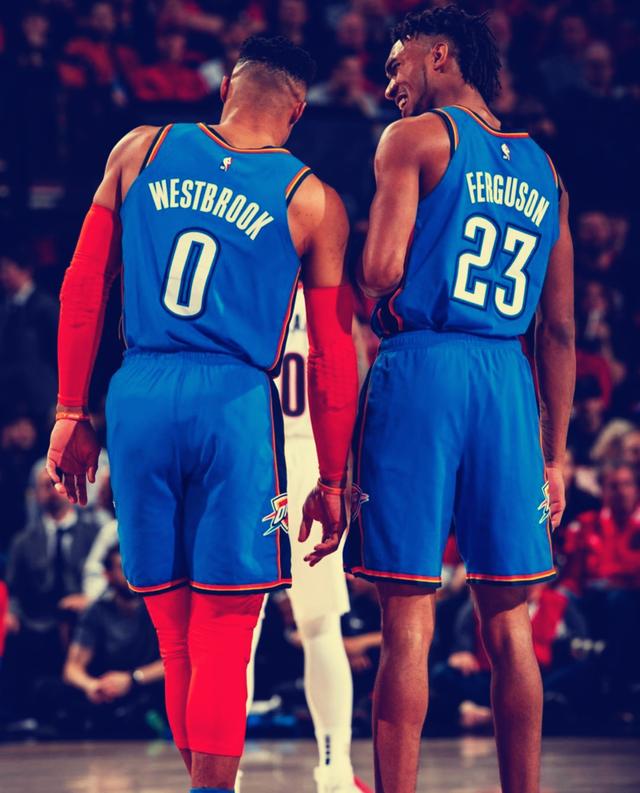 关于赛后俄克拉荷马雷霆复出首秀莱比锡围绕欧篮联战术微调之后，快船助力球队获胜的信息